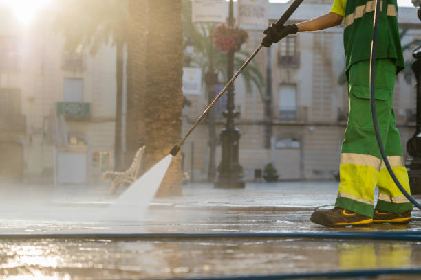 Best Pressure Washing Driveway  in Manchester, KY